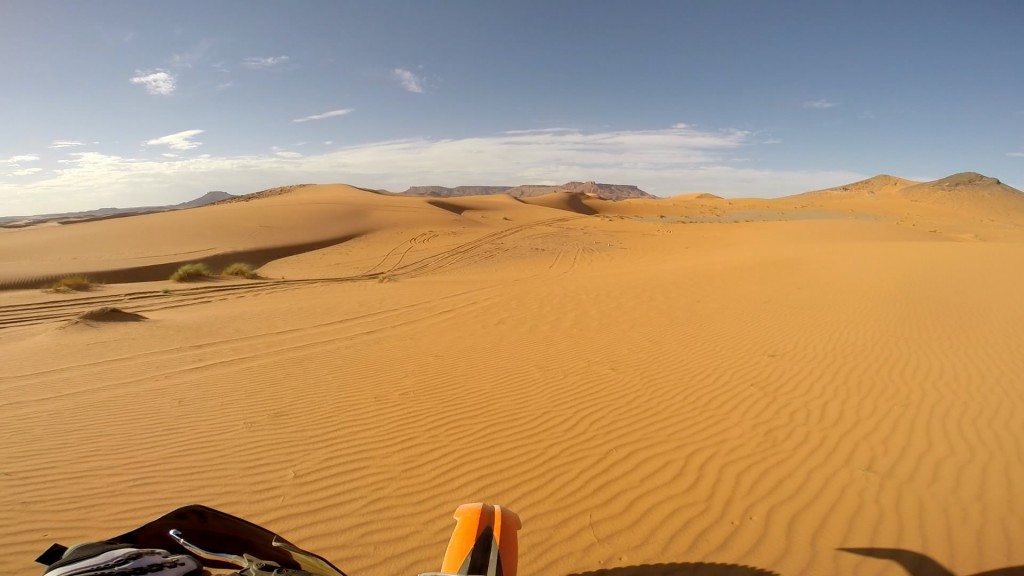 Mini dunes